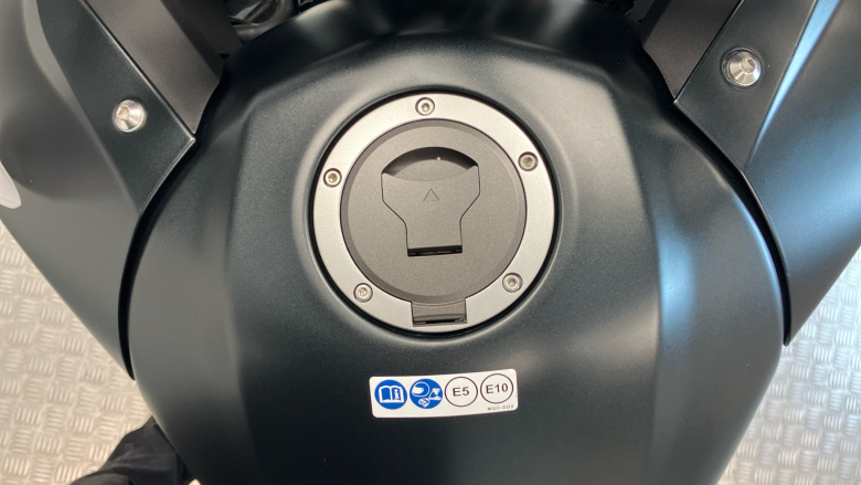 Honda CB500XA